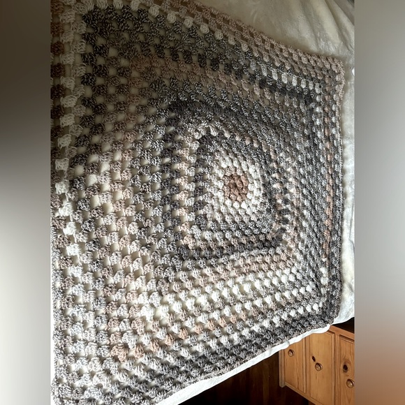Multi color print baby blanket